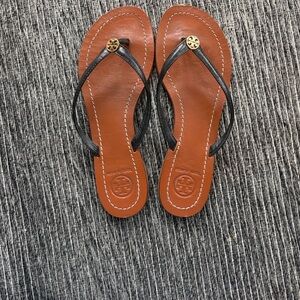 Tory Burch Size 7 Black Flipflops